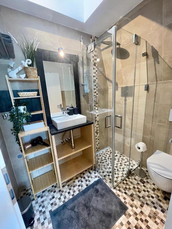Casarina - Gemuetliches Apartment Im Zentrum اوغسبورغ المظهر الخارجي الصورة